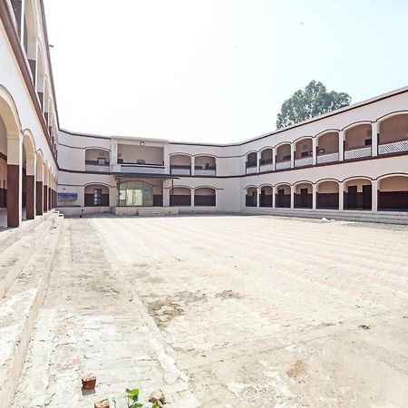 Hotel O Murliwala Wedding Palace And Resort Samalkha エクステリア 写真