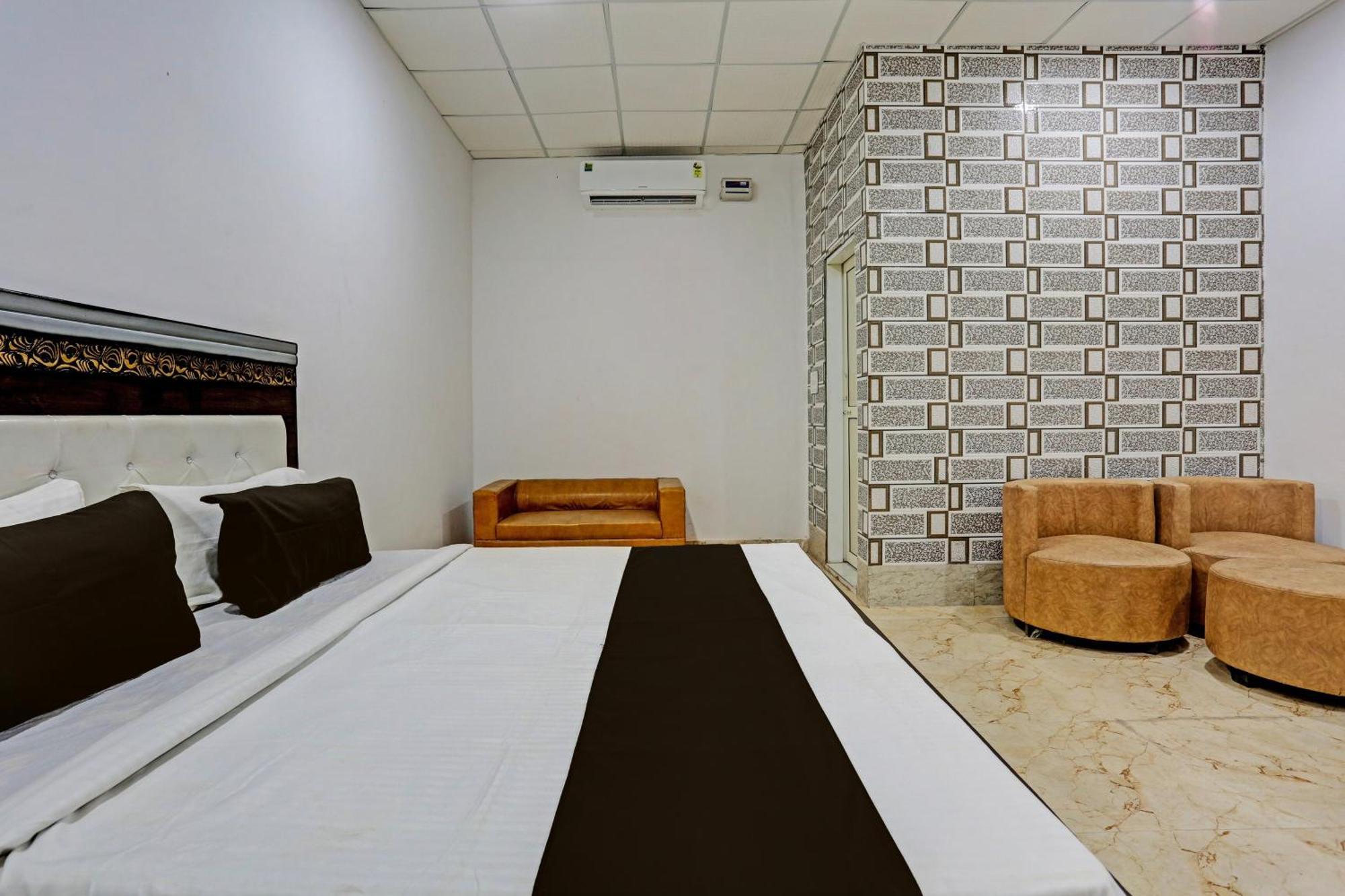 Hotel O Murliwala Wedding Palace And Resort Samalkha エクステリア 写真